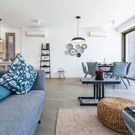 Azure Luxe Protaras
